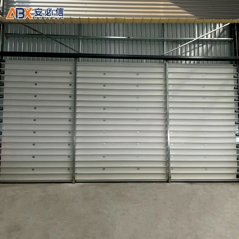 深圳快速滑升门